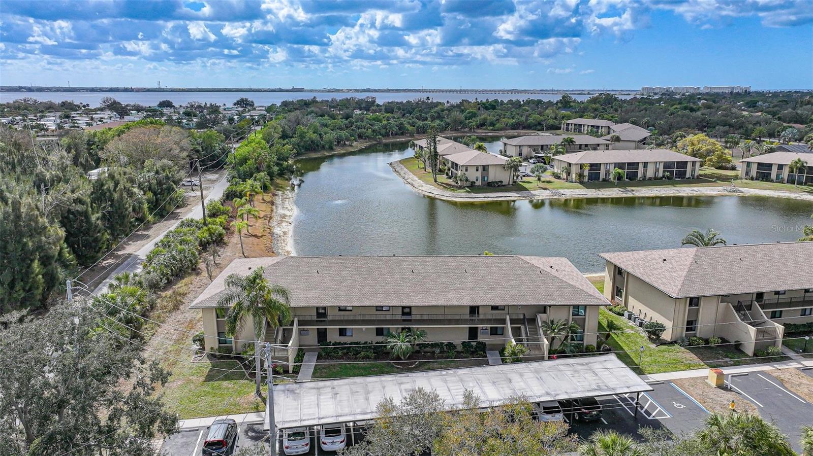 Image 2 of 19 For 4000 Oakview Drive L2