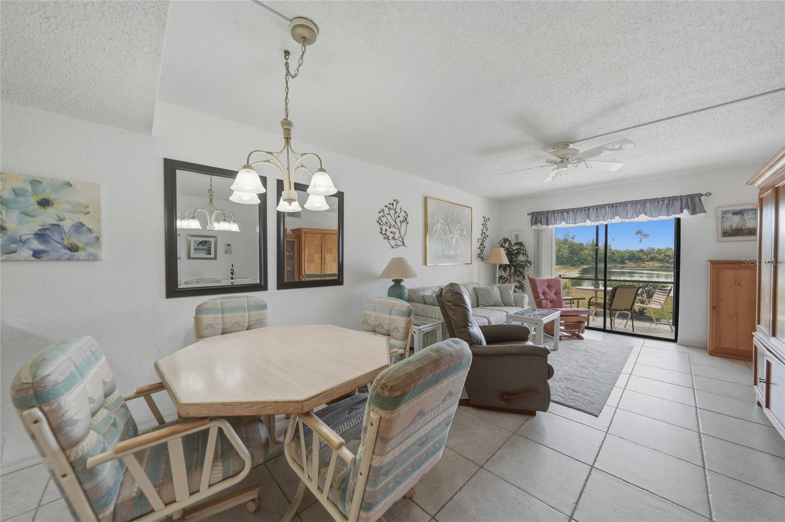 Image 8 of 19 For 4000 Oakview Drive L2