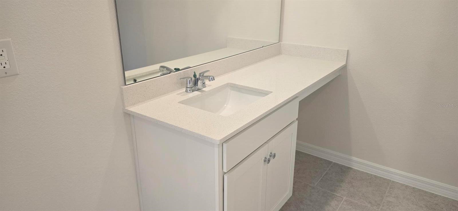 Image 5 of 11 For 444 Athabasca Court