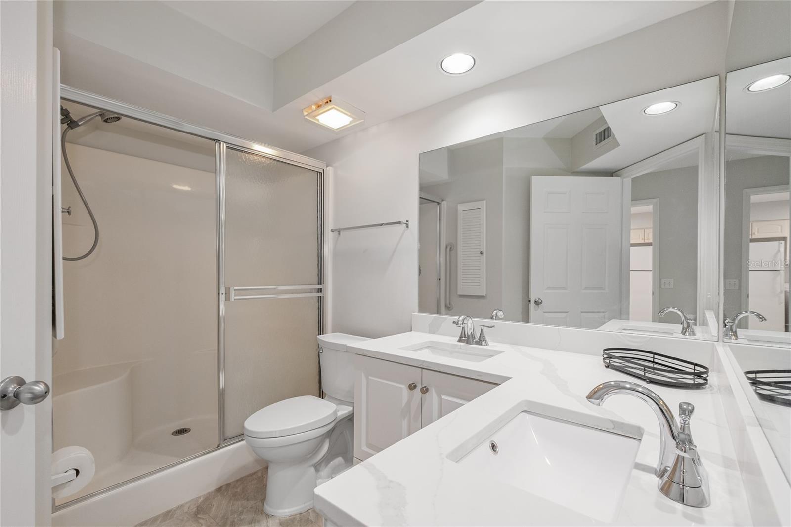 Image 25 of 42 For 3930 Leeward Passage Court 103