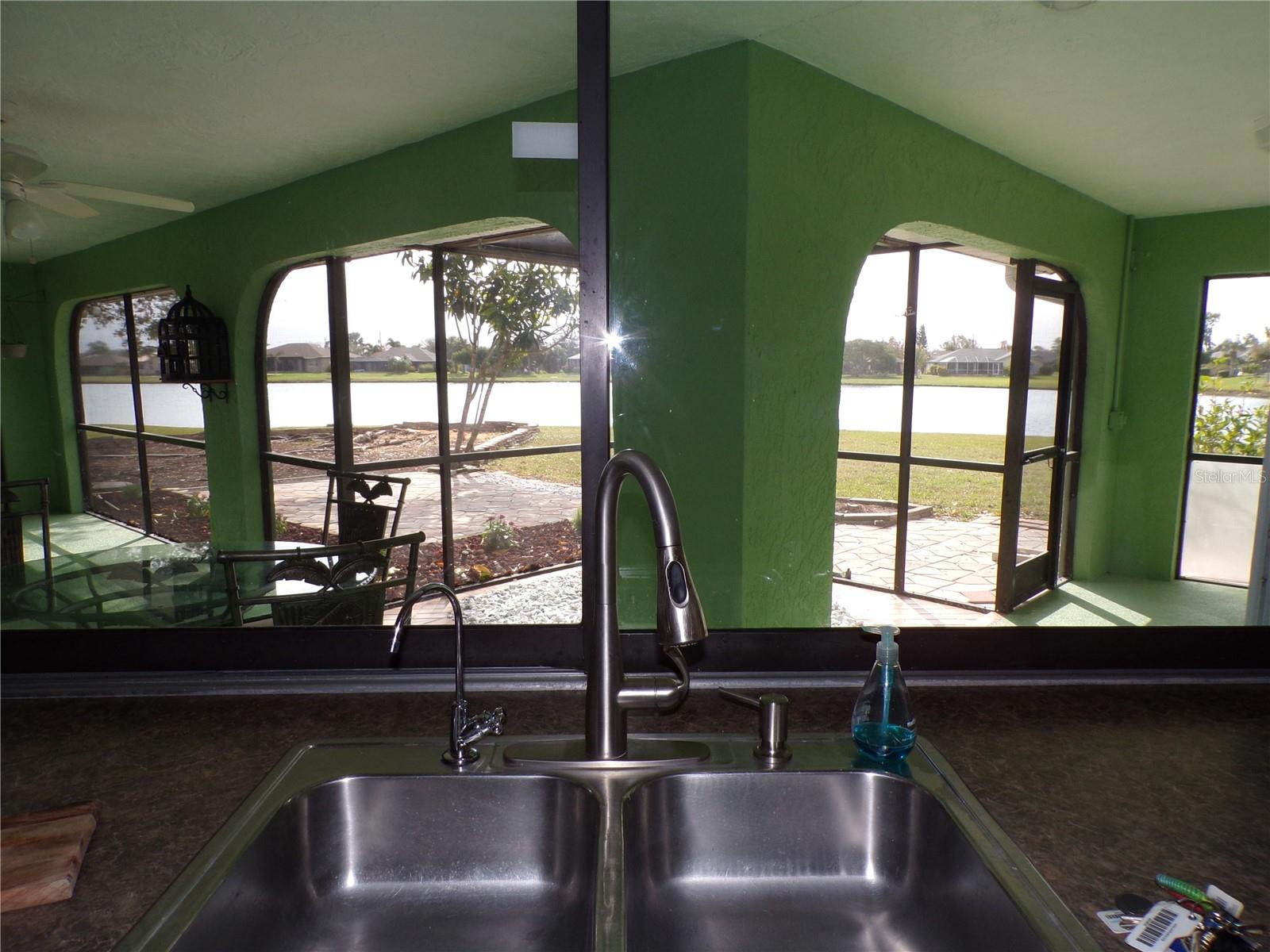 Image 13 of 61 For 2437 Greenland Court