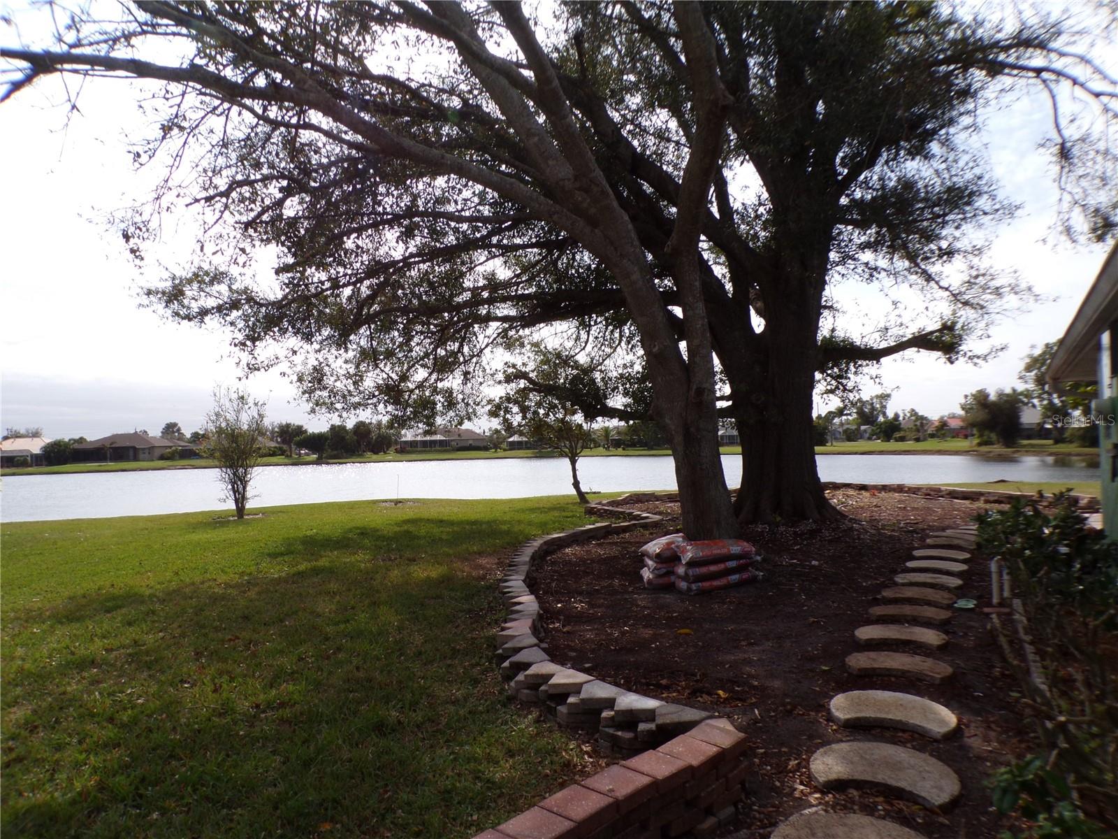 Image 14 of 61 For 2437 Greenland Court