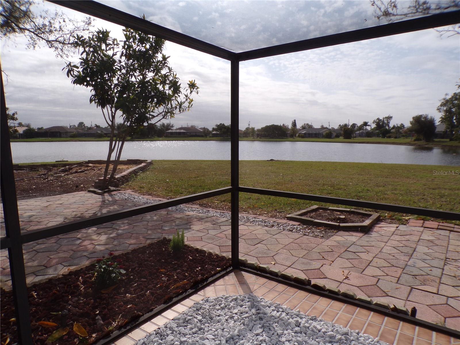 Image 25 of 61 For 2437 Greenland Court