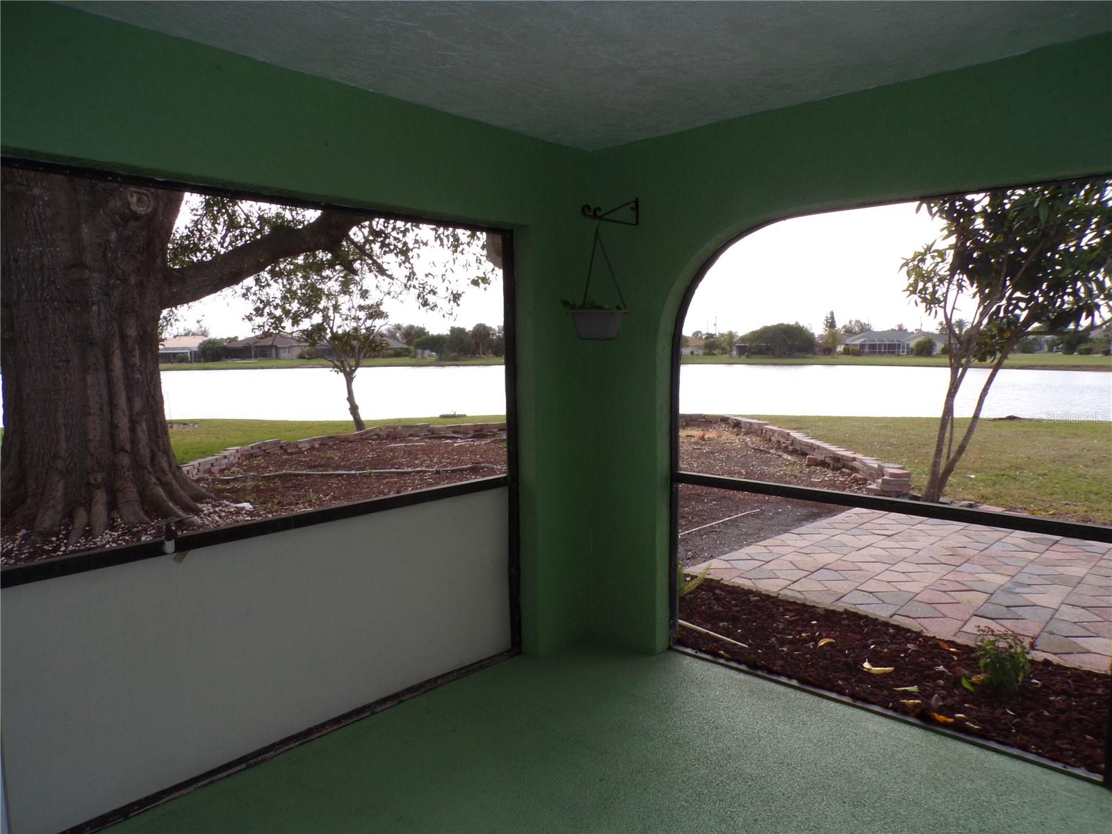 Image 34 of 61 For 2437 Greenland Court