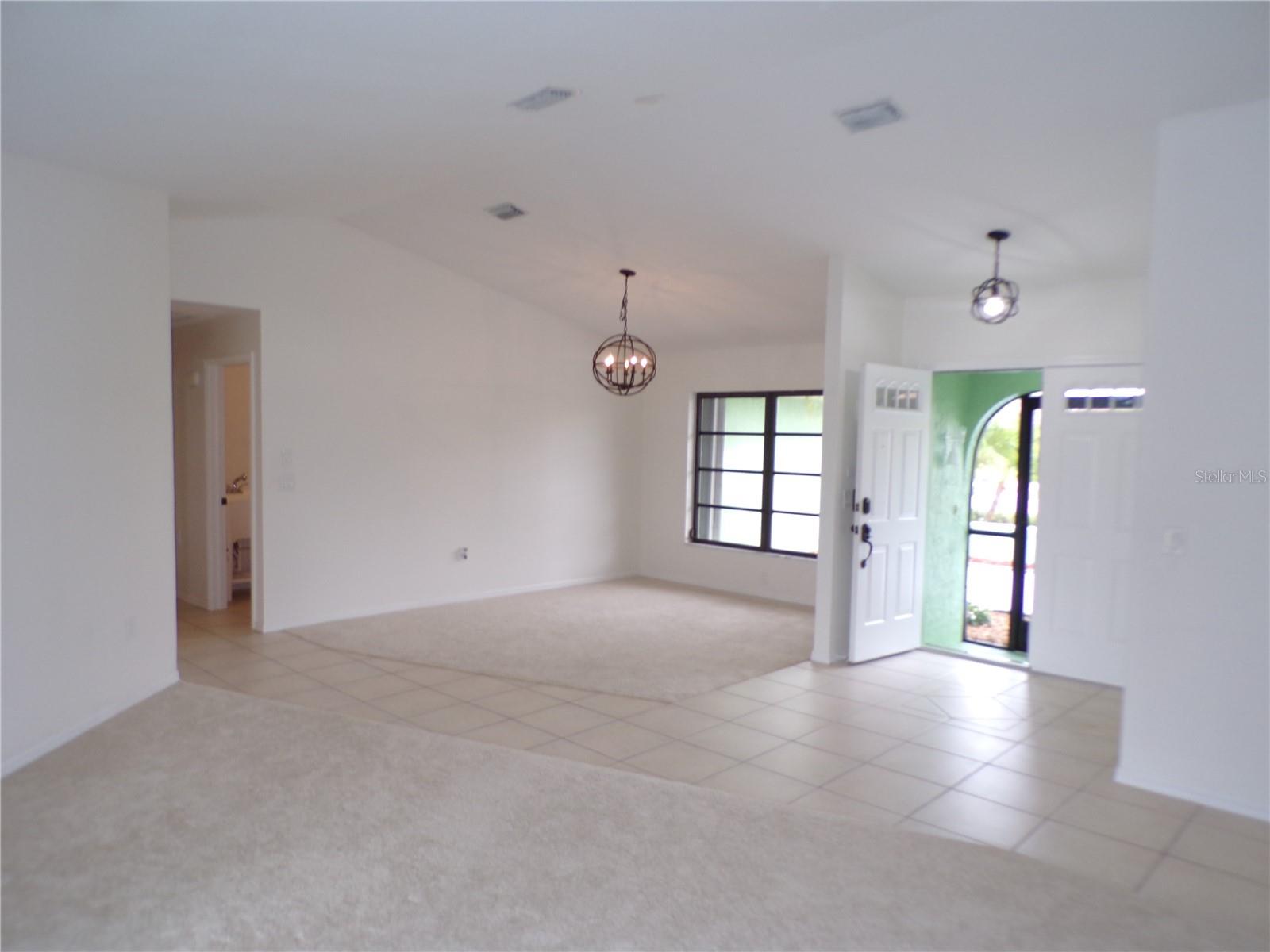 Image 6 of 61 For 2437 Greenland Court