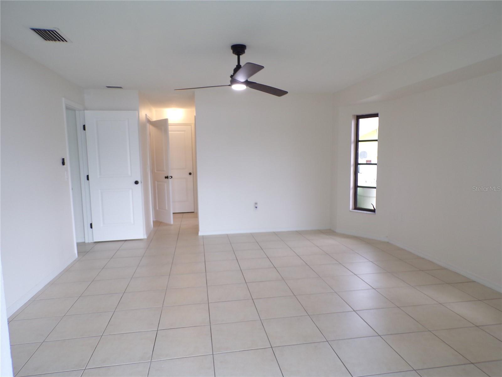 Image 9 of 61 For 2437 Greenland Court