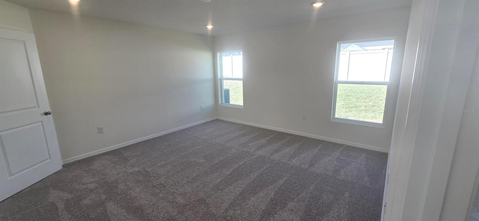 Image 8 of 14 For 184 Athabasca Drive