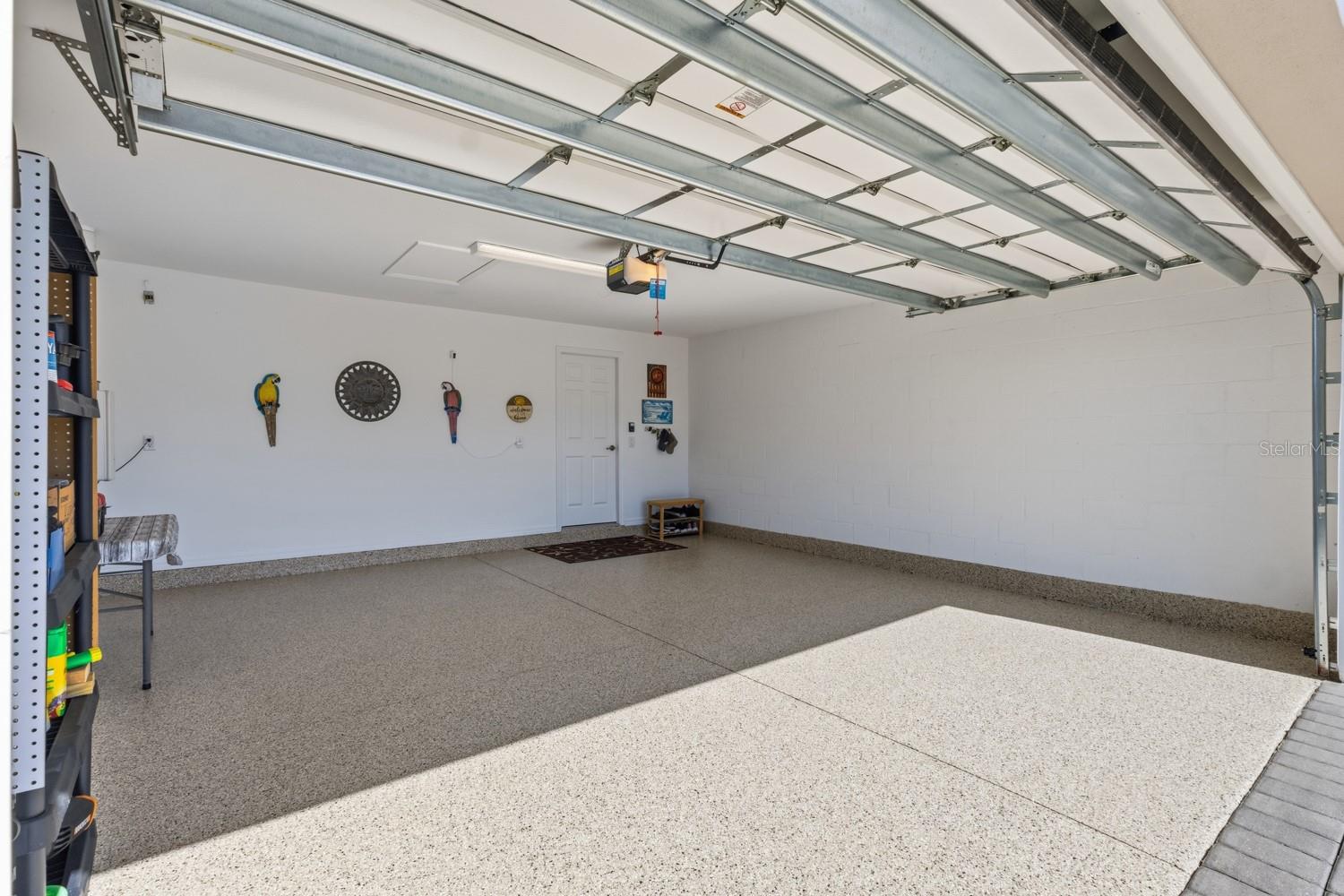 Image 21 of 44 For 17652 Woodland Court