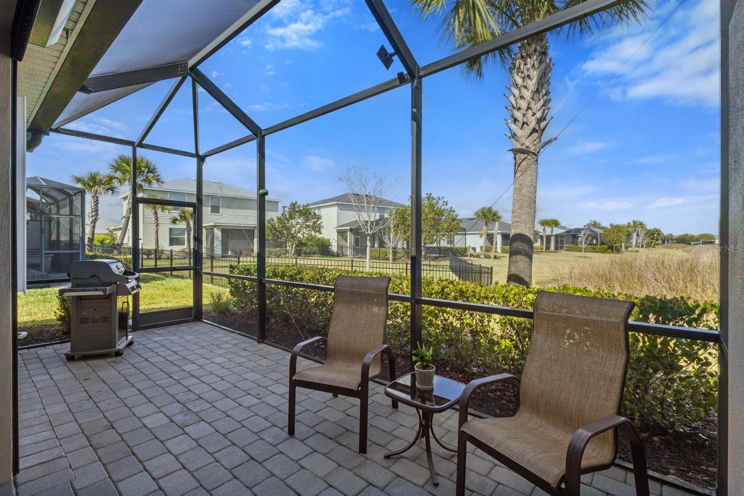 Image 23 of 44 For 17652 Woodland Court