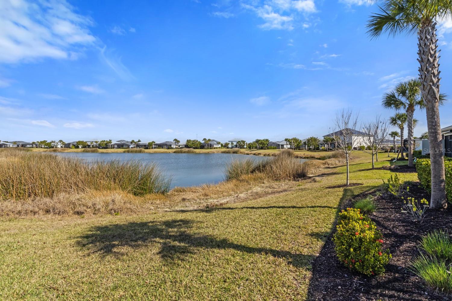 Image 25 of 44 For 17652 Woodland Court