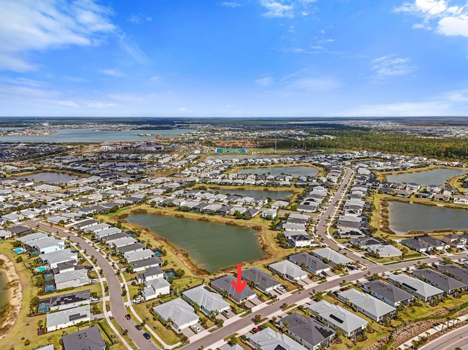 Image 32 of 44 For 17652 Woodland Court