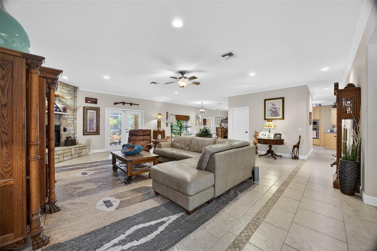 Image 12 of 48 For 3200 Rowland Drive