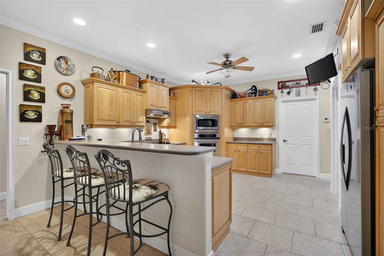 Image 16 of 48 For 3200 Rowland Drive