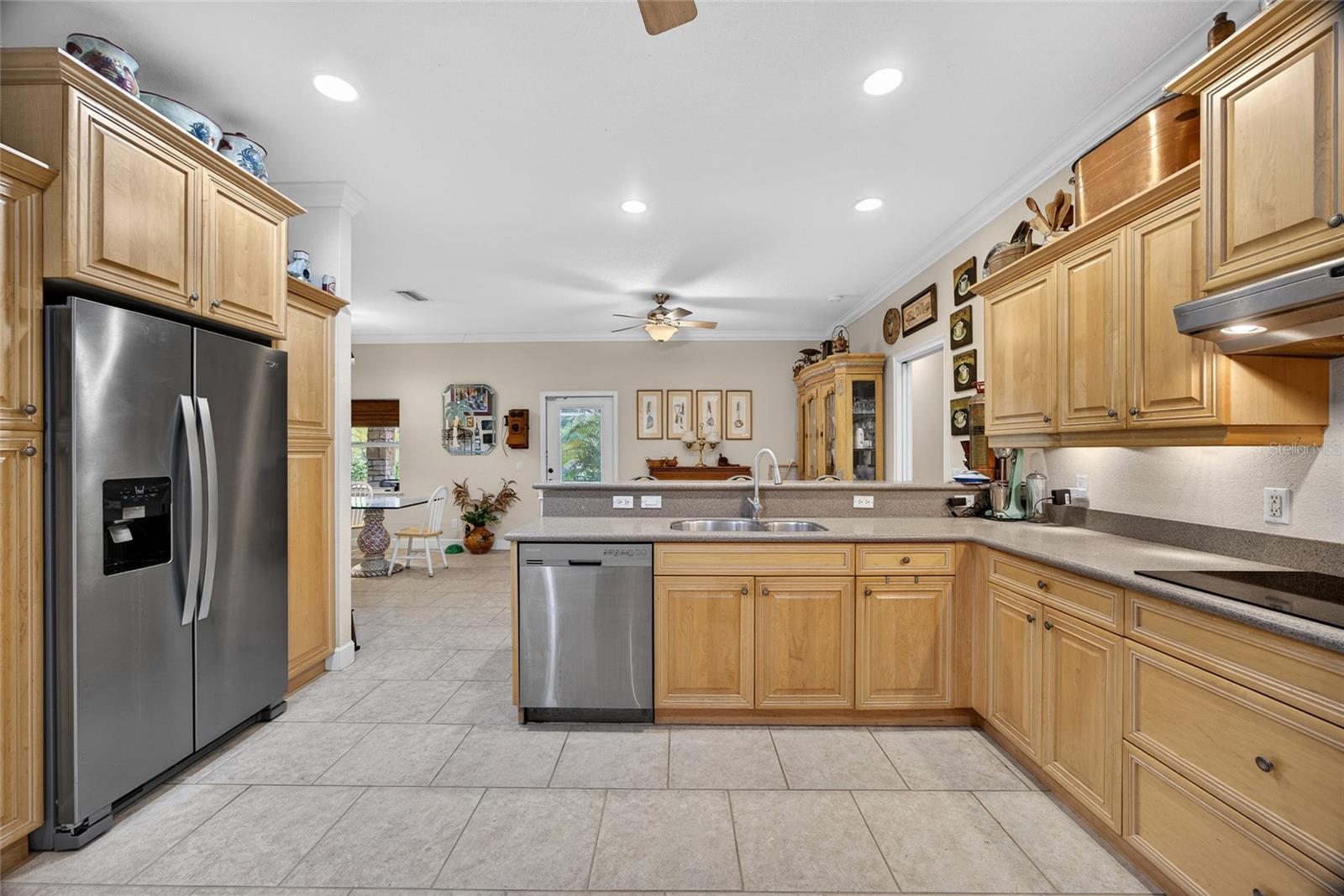 Image 18 of 48 For 3200 Rowland Drive