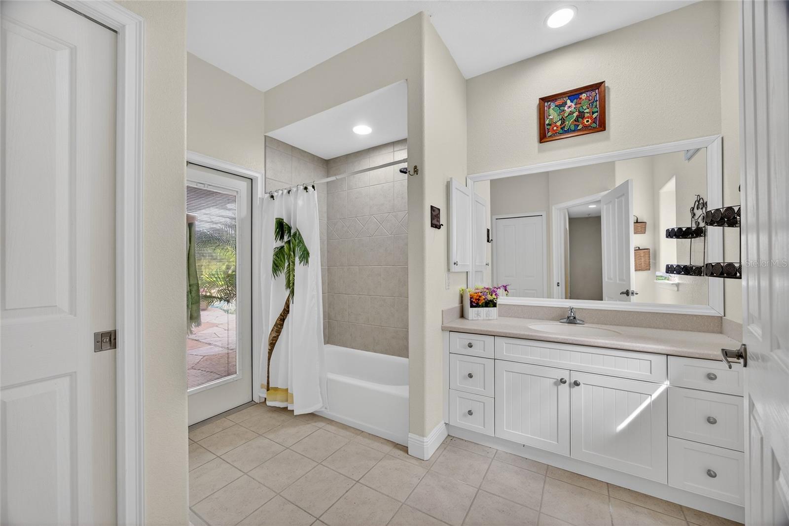 Image 33 of 48 For 3200 Rowland Drive