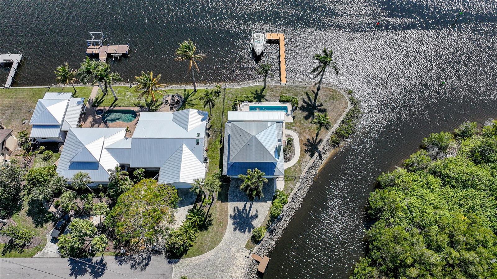 Image 33 of 80 For 3796 Peace River Drive