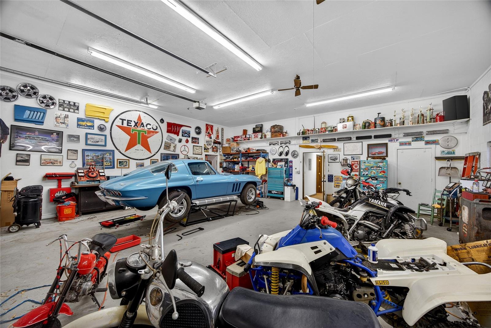 Image 15 of 30 For 3400 Rowland Drive