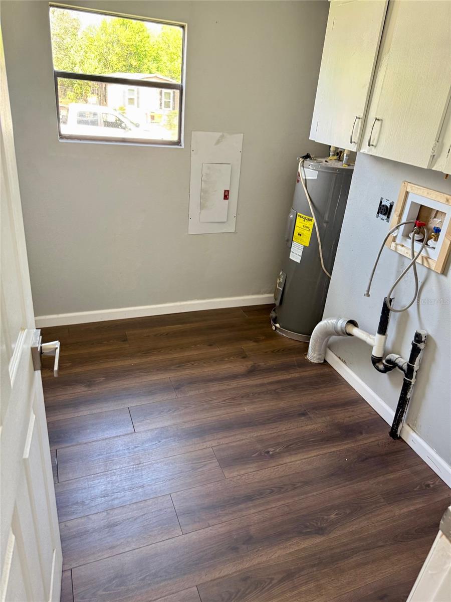 Image 23 of 28 For 3123 Crystal Hills Drive