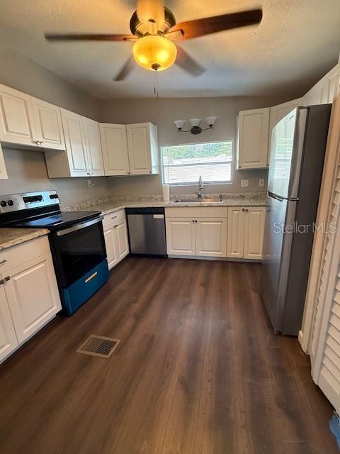 Image 3 of 28 For 3123 Crystal Hills Drive