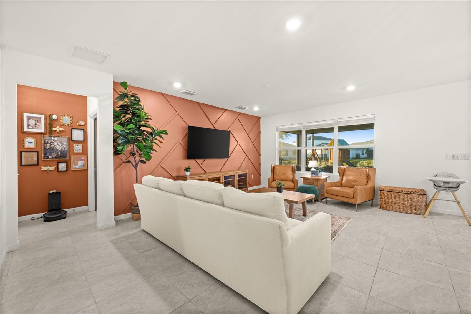 Image 11 of 57 For 42443 Cascade Drive