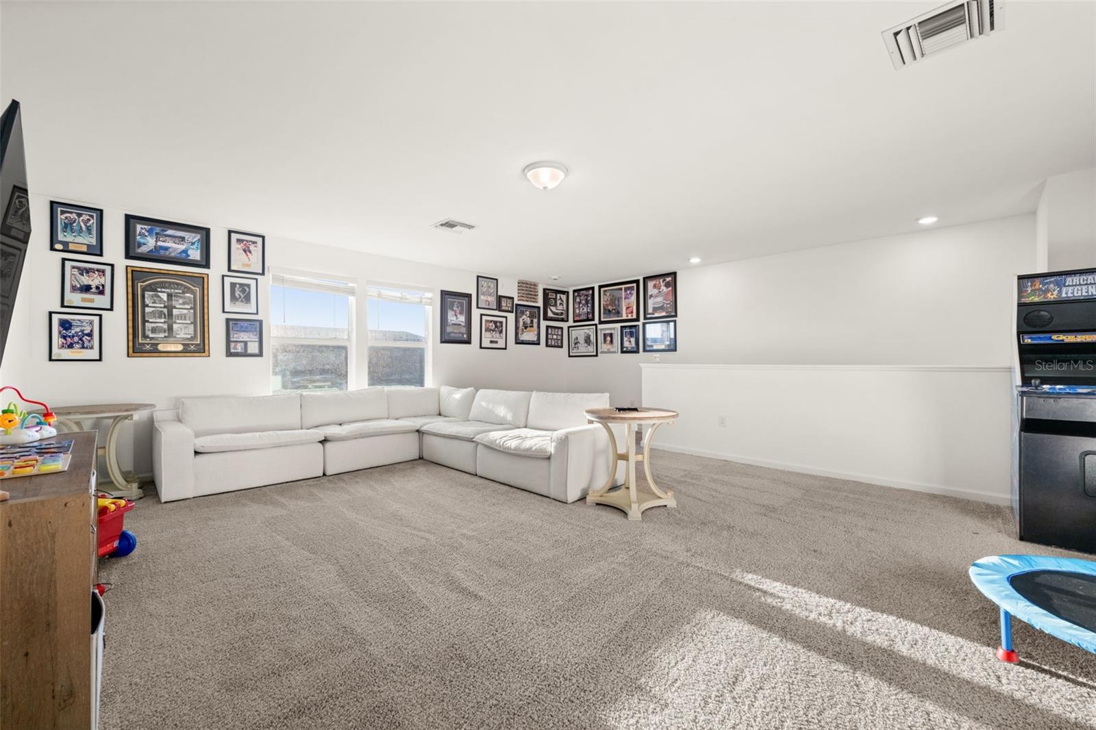 Image 17 of 57 For 42443 Cascade Drive