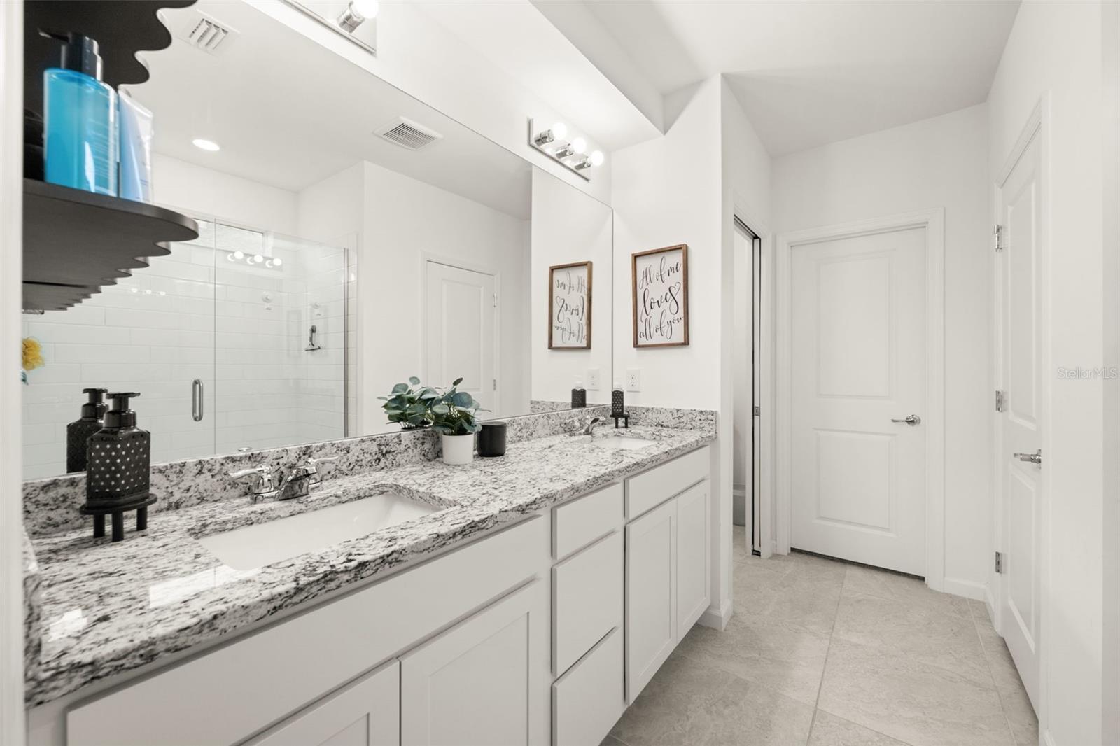 Image 20 of 57 For 42443 Cascade Drive