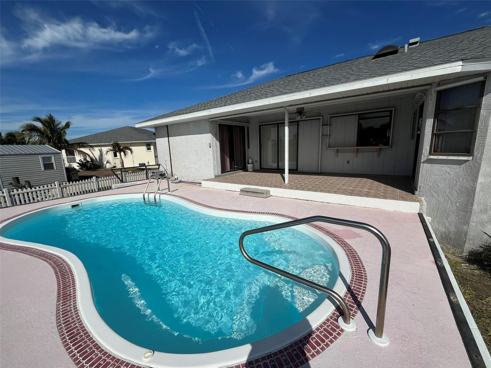 Image 14 of 17 For 1111 Brown Street