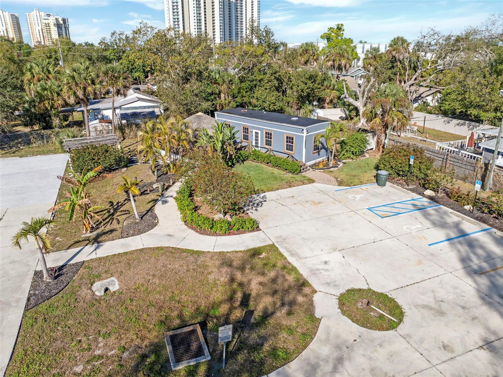 Image 10 of 28 For 1280 & 1290 Williams Street