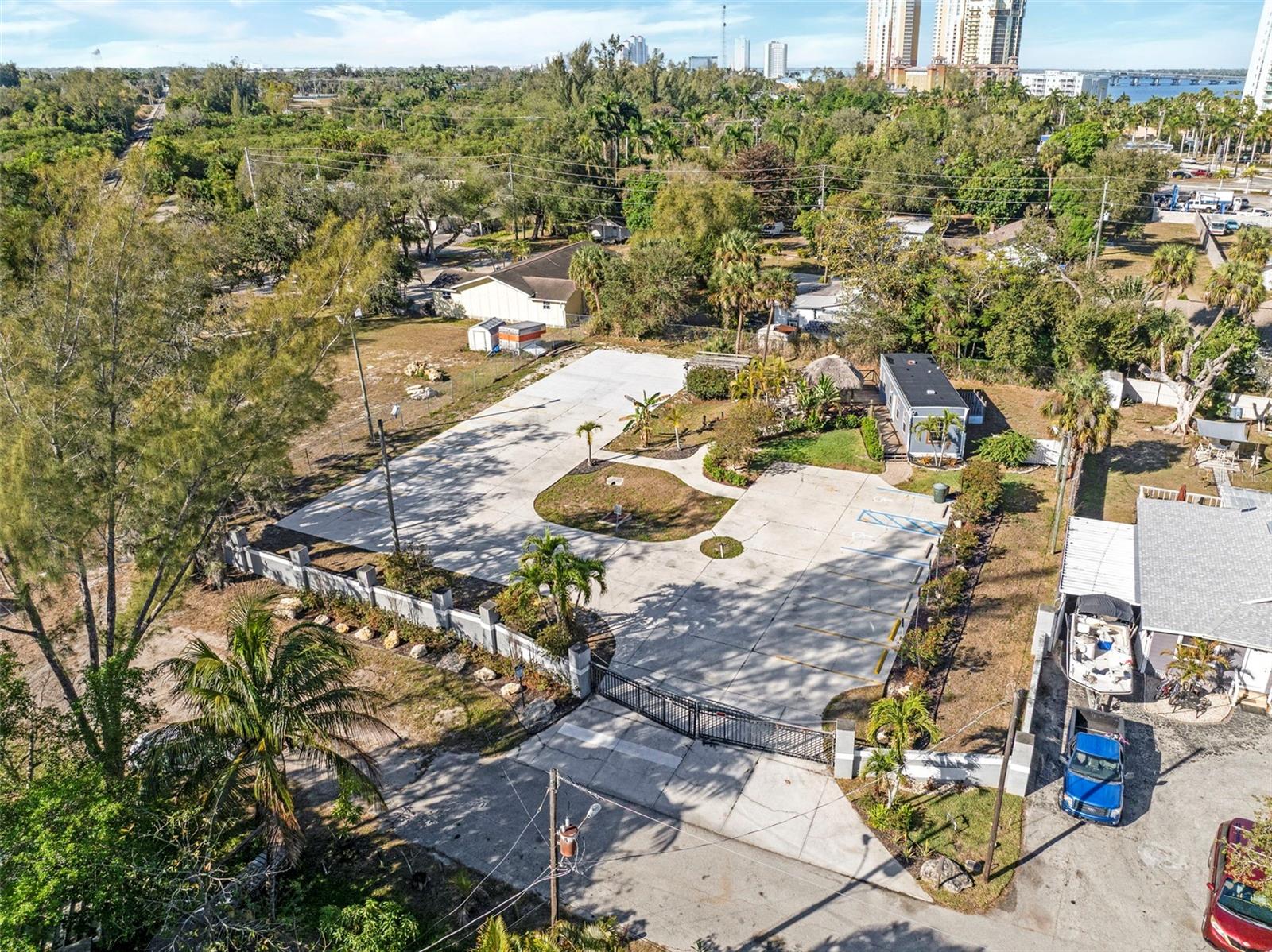 Image 2 of 28 For 1280 & 1290 Williams Street