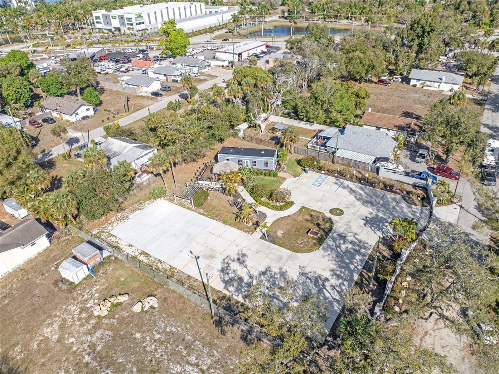 Image 23 of 28 For 1280 & 1290 Williams Street