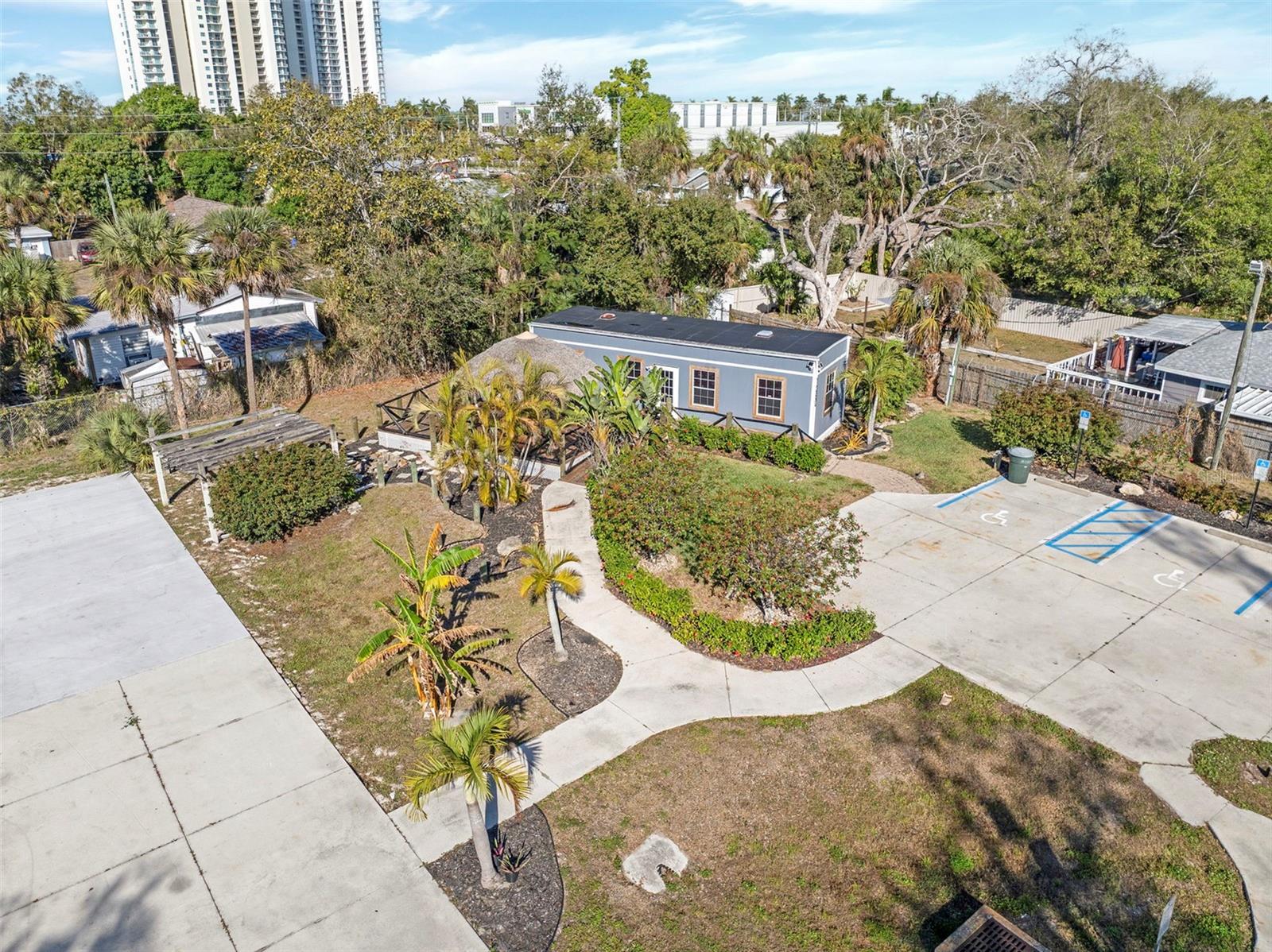 Image 9 of 28 For 1280 & 1290 Williams Street