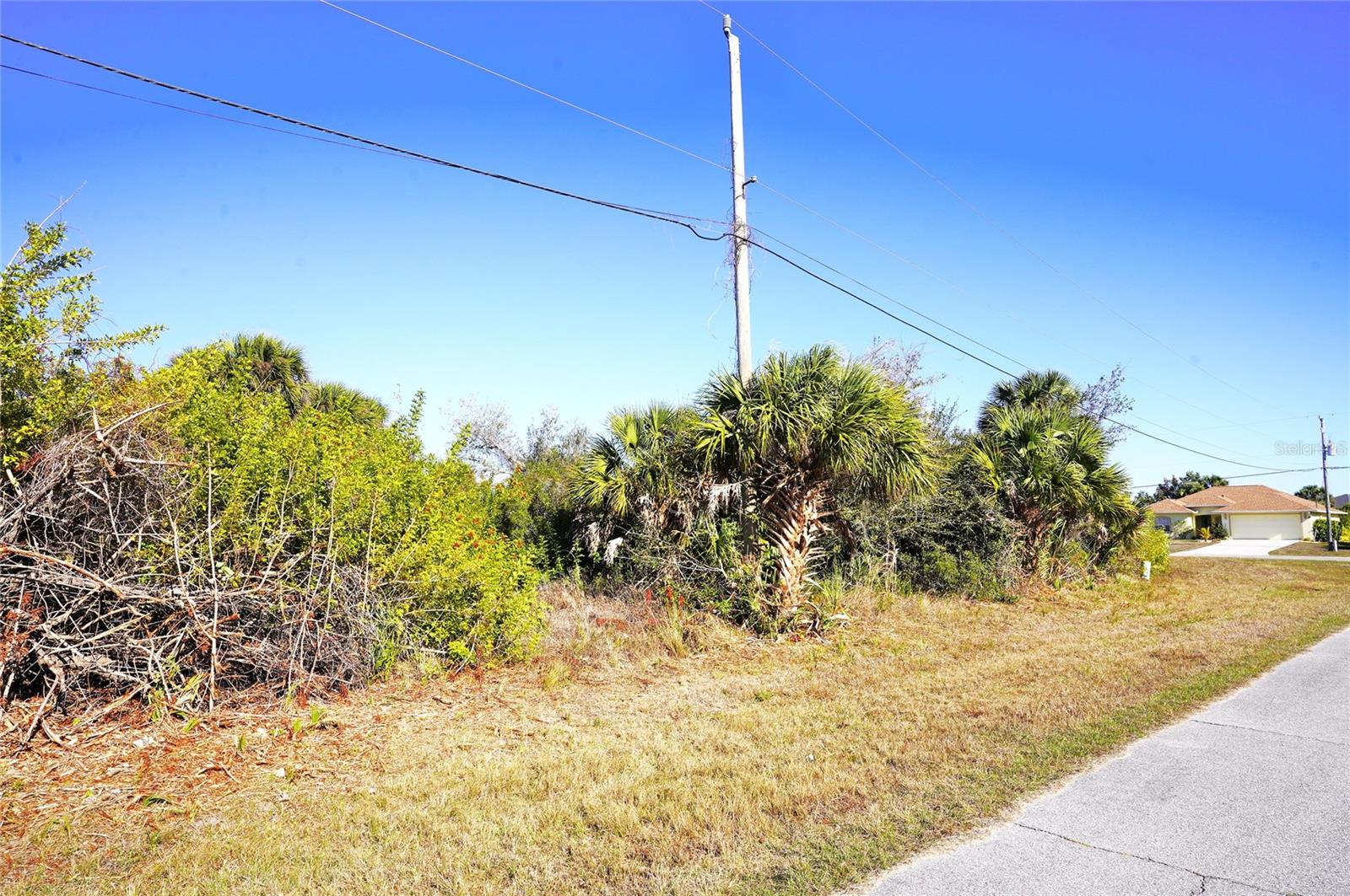 Image 2 of 23 For 142 Sunny Way