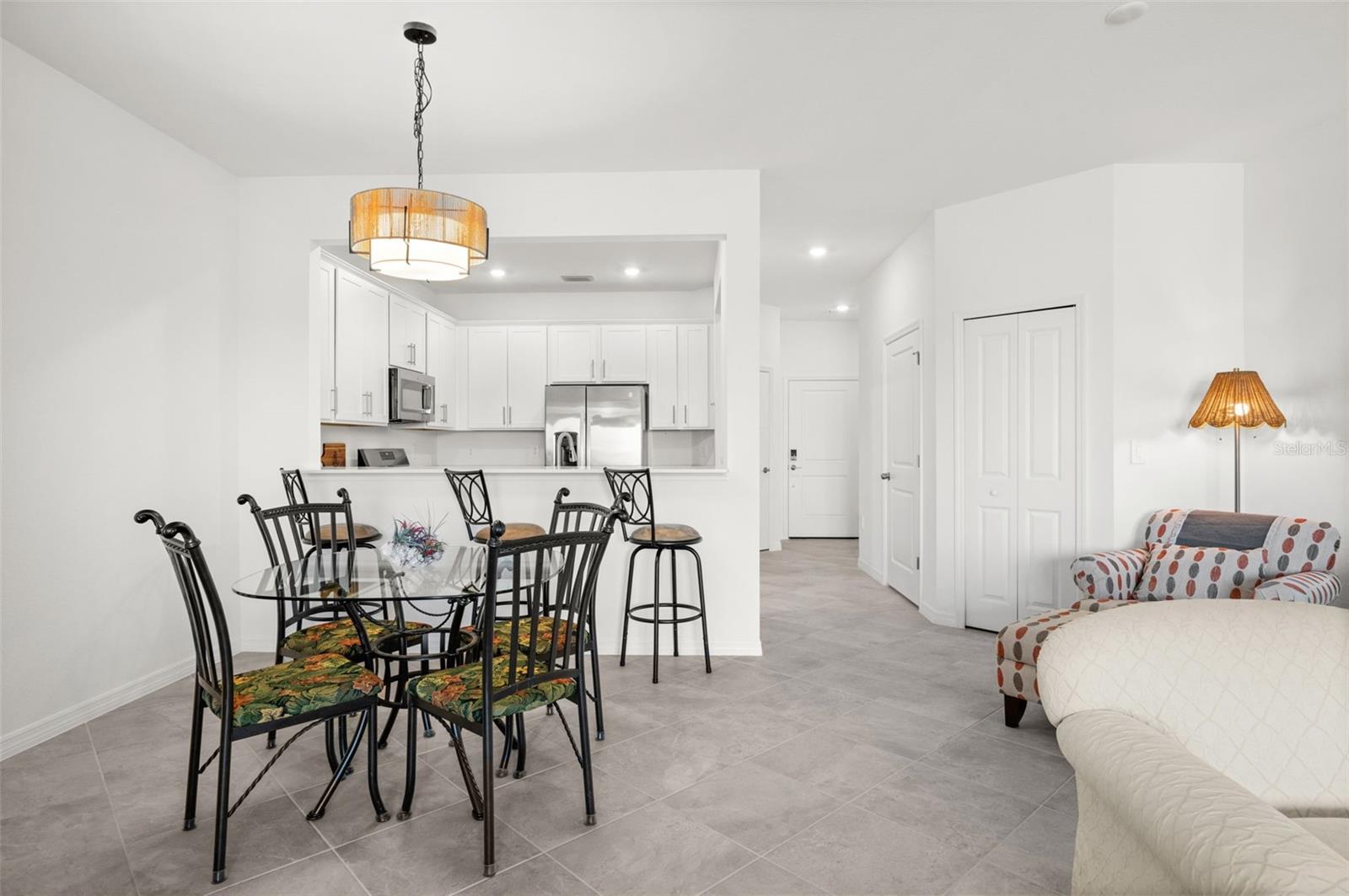 Image 5 of 44 For 14915 White Pearl Road