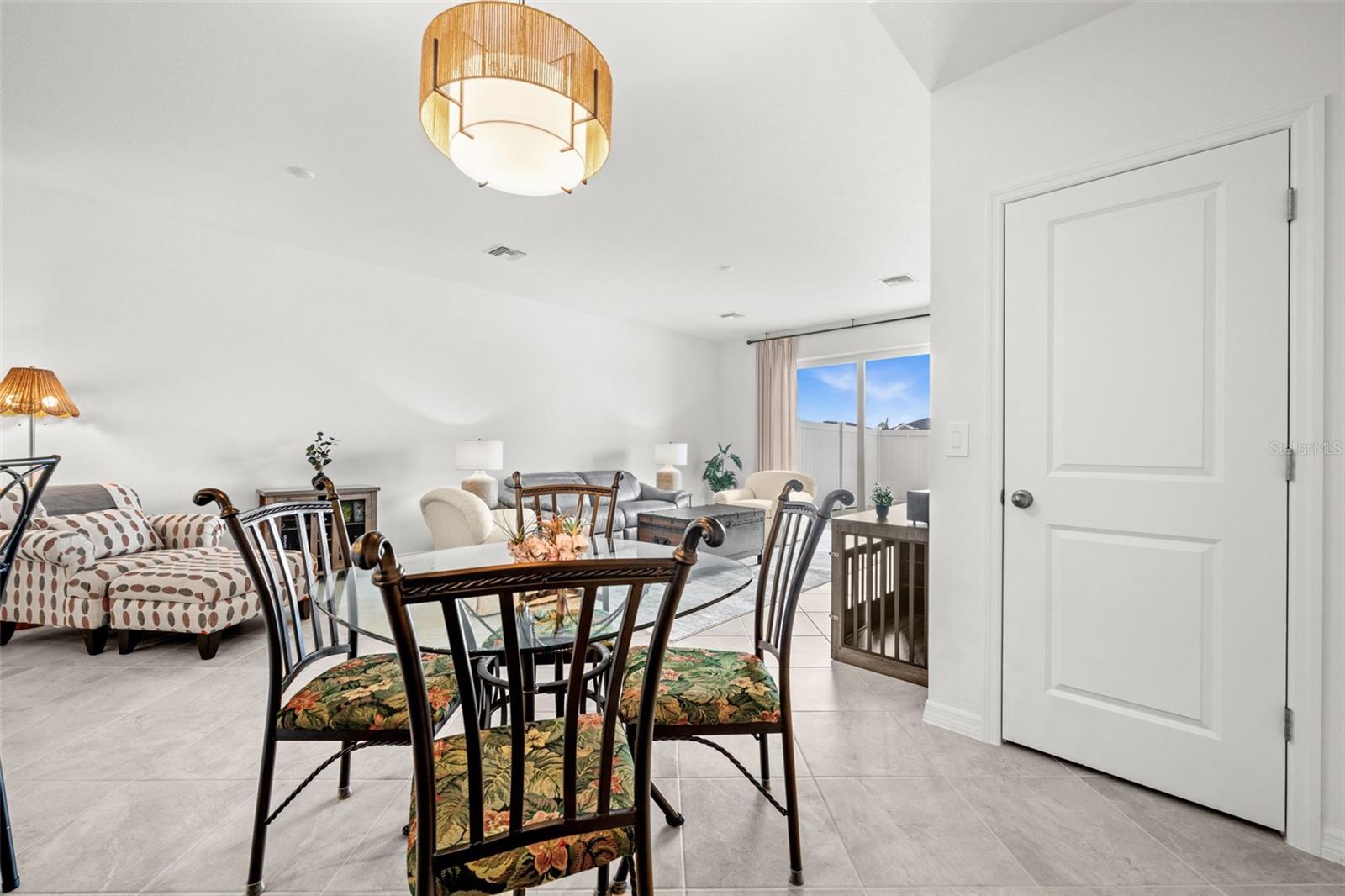 Image 7 of 44 For 14915 White Pearl Road