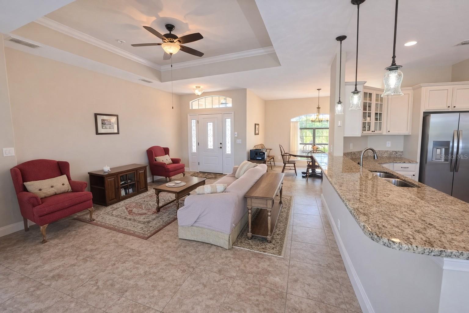 Image 6 of 35 For 2 Stern Place