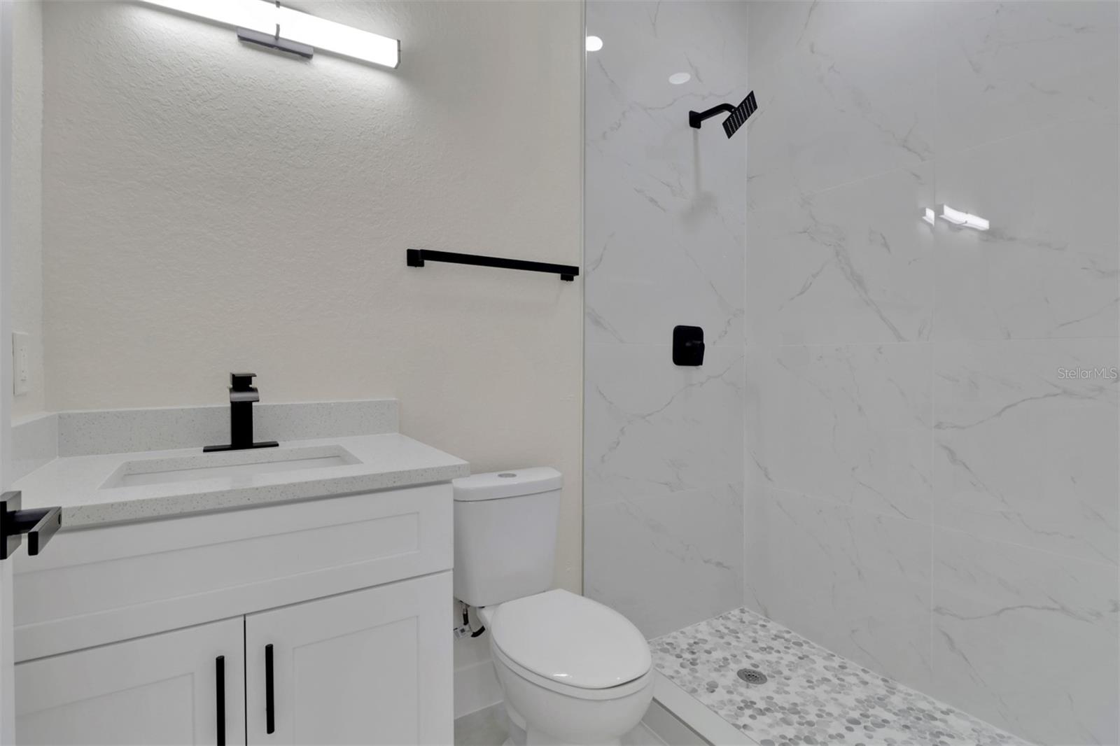 Image 19 of 23 For 4503 15th Street Sw