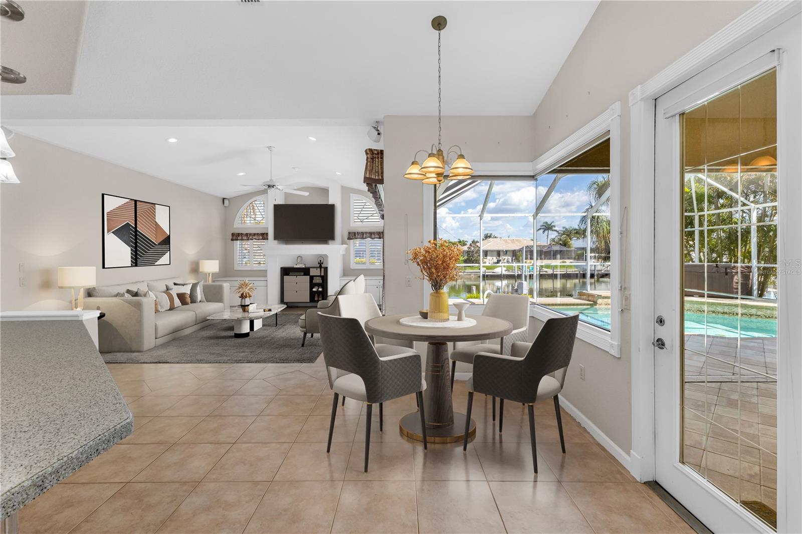 Image 29 of 97 For 570 Andora Drive