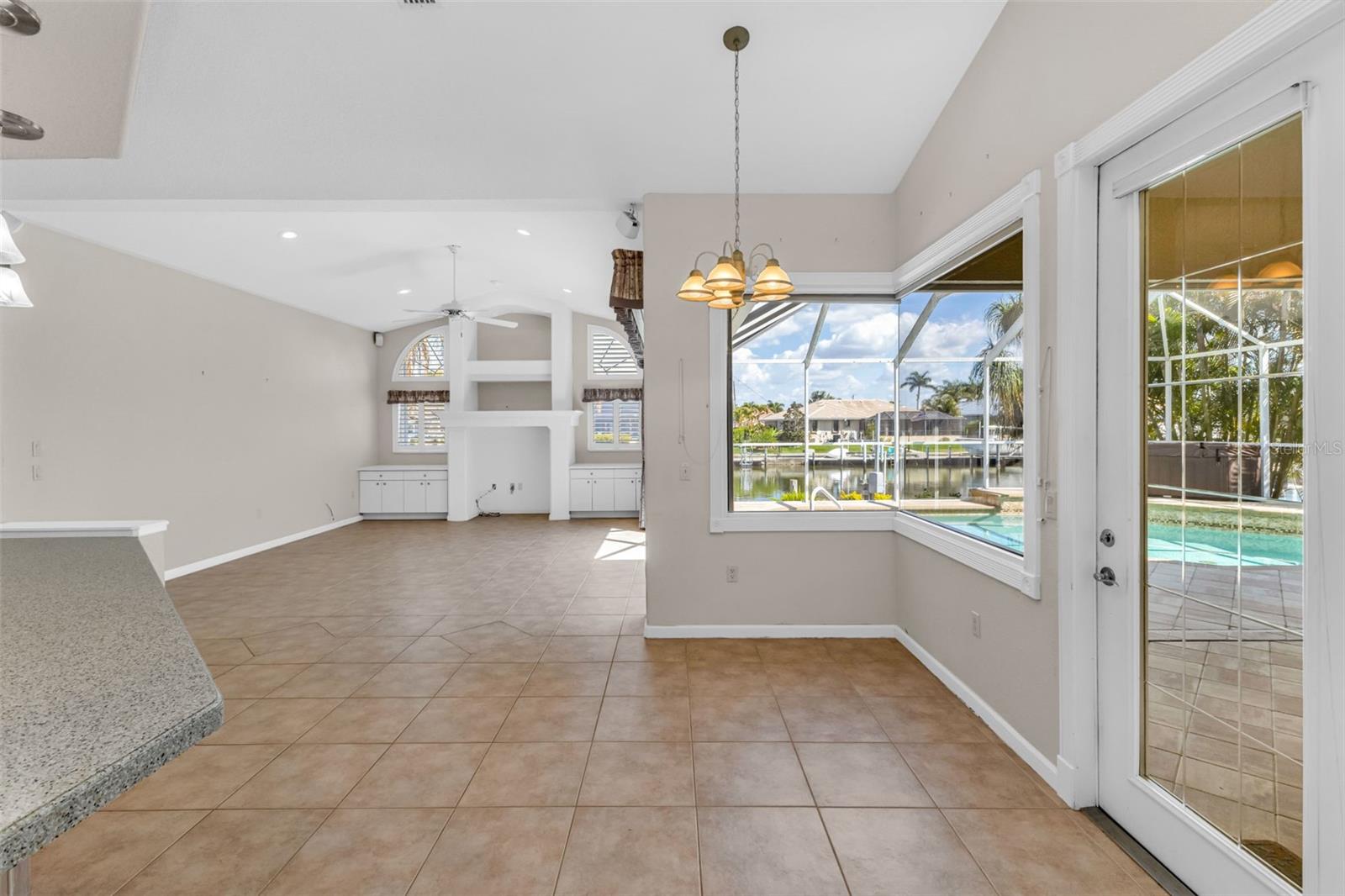 Image 30 of 97 For 570 Andora Drive