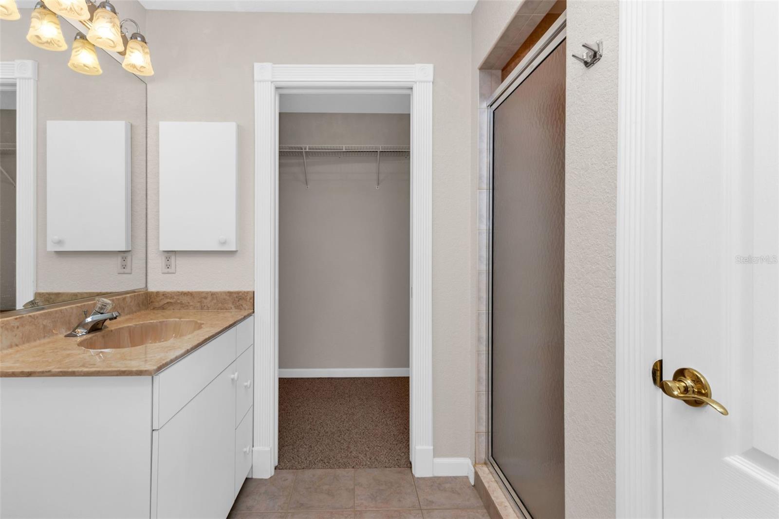 Image 60 of 97 For 570 Andora Drive