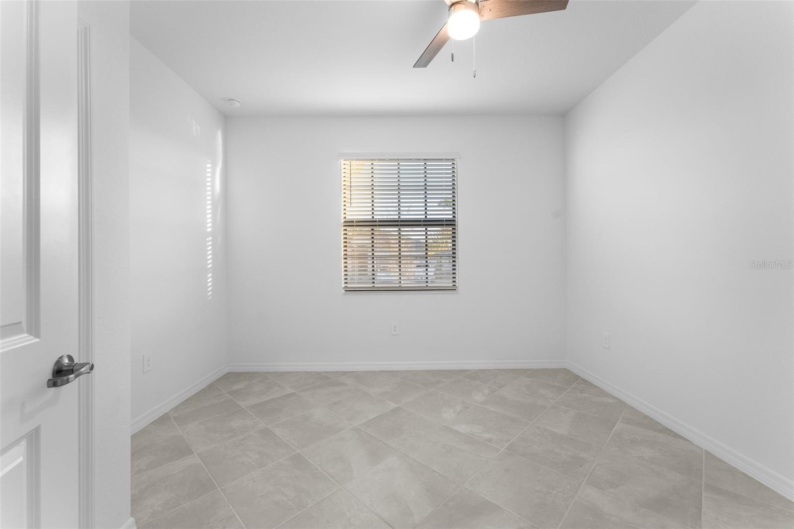 Image 24 of 48 For 1590 Saddlewood Circle