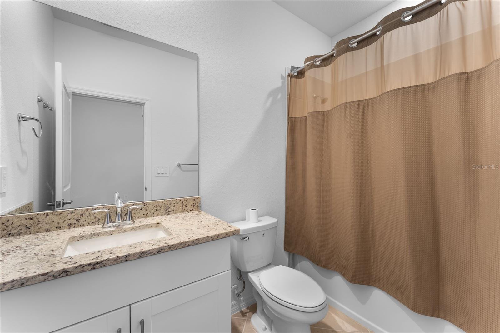 Image 34 of 48 For 1590 Saddlewood Circle