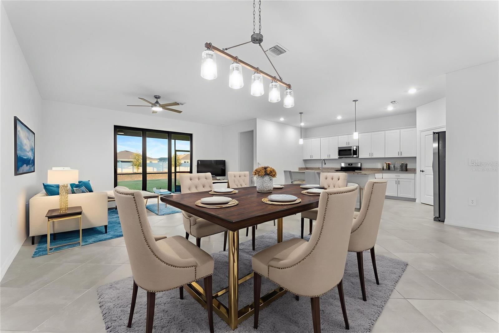 Image 4 of 48 For 1590 Saddlewood Circle