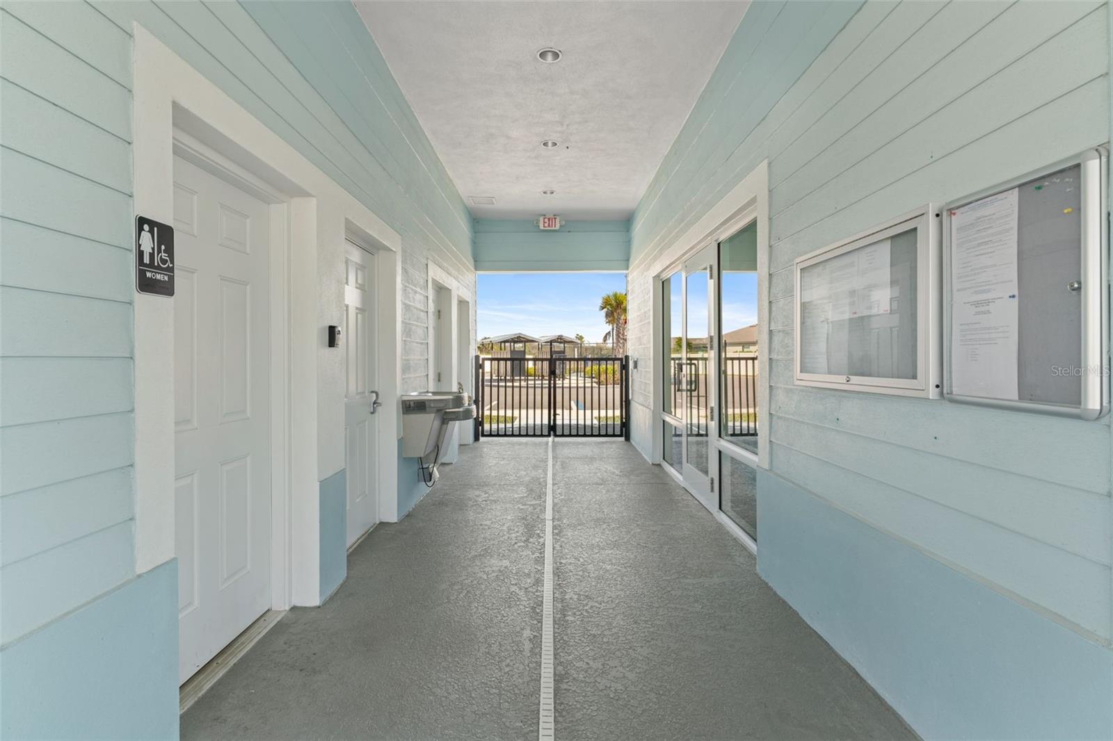 Image 47 of 48 For 1590 Saddlewood Circle