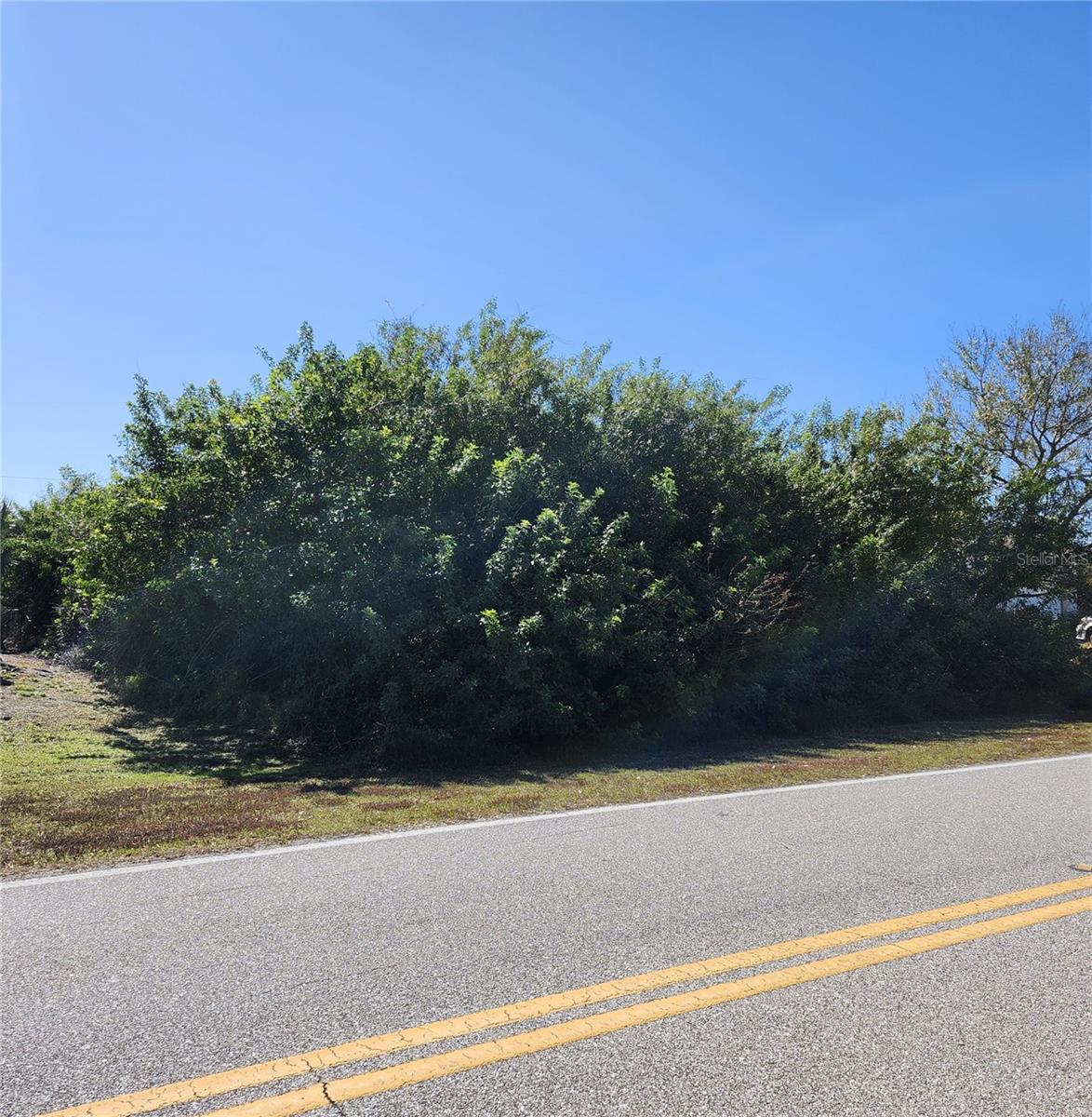 Image 3 of 9 For 11325 Oceanspray Boulevard