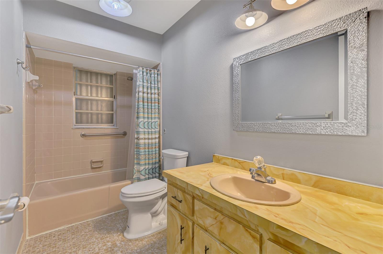 Image 29 of 50 For 22 Oakland Hills Court