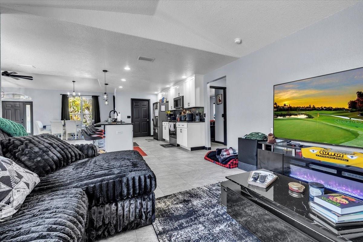 Image 10 of 43 For 2545 Ensenada Lane