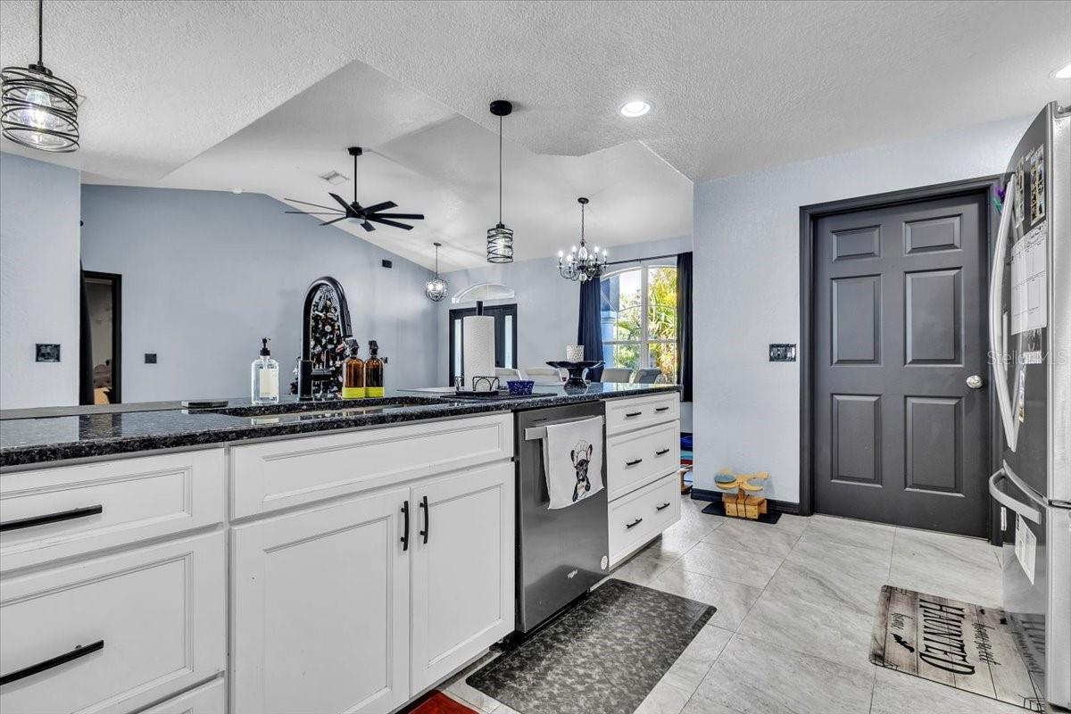 Image 17 of 43 For 2545 Ensenada Lane