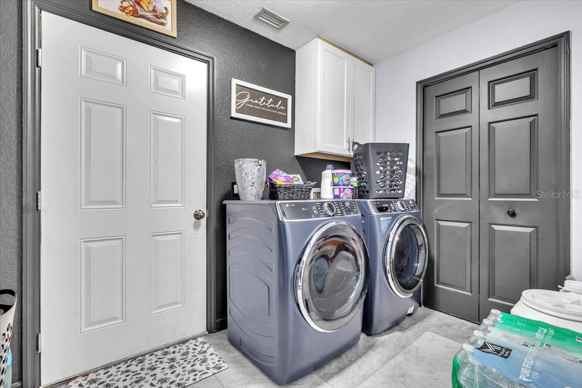 Image 30 of 43 For 2545 Ensenada Lane