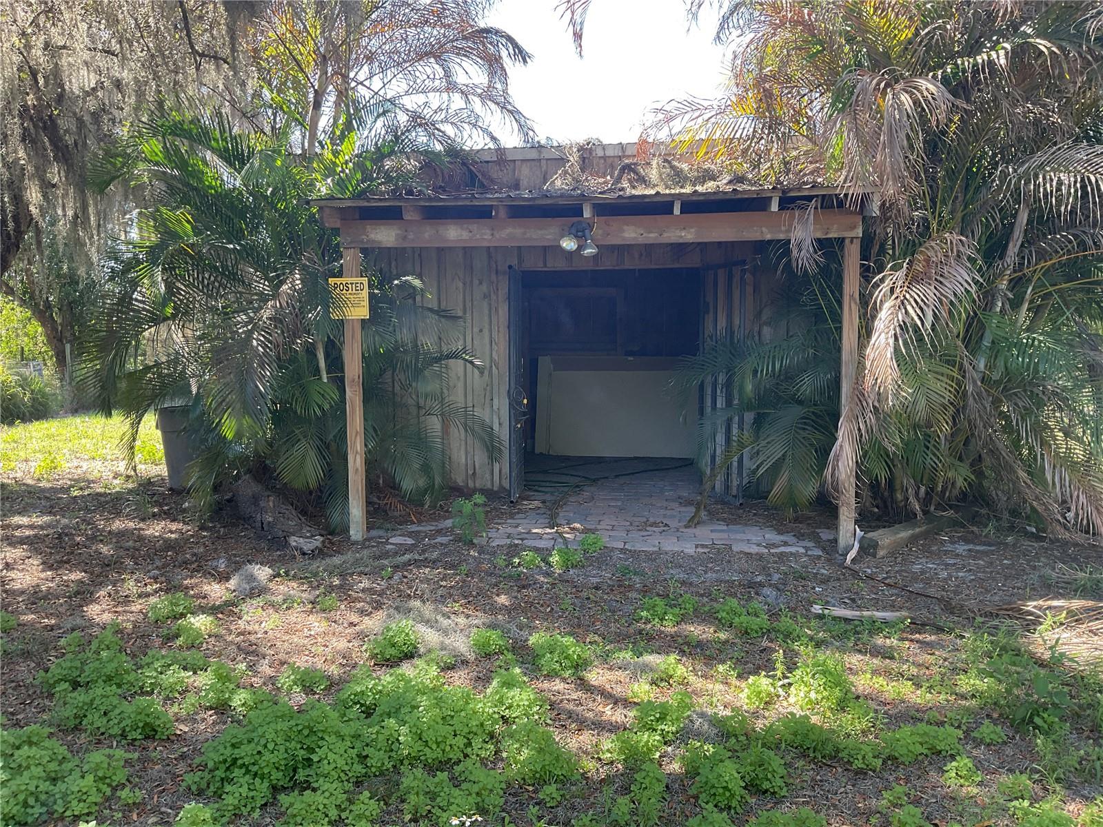 Image 10 of 13 For 3221 Davis Street