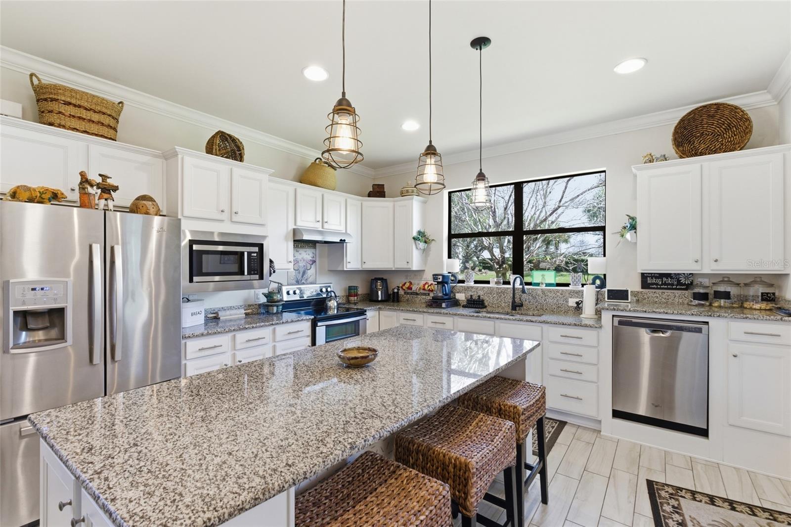 Image 8 of 33 For 19050 Mangieri Street